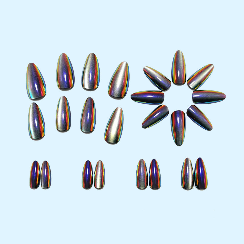 High-gloss artificial nails in modern metallic look Stornfield