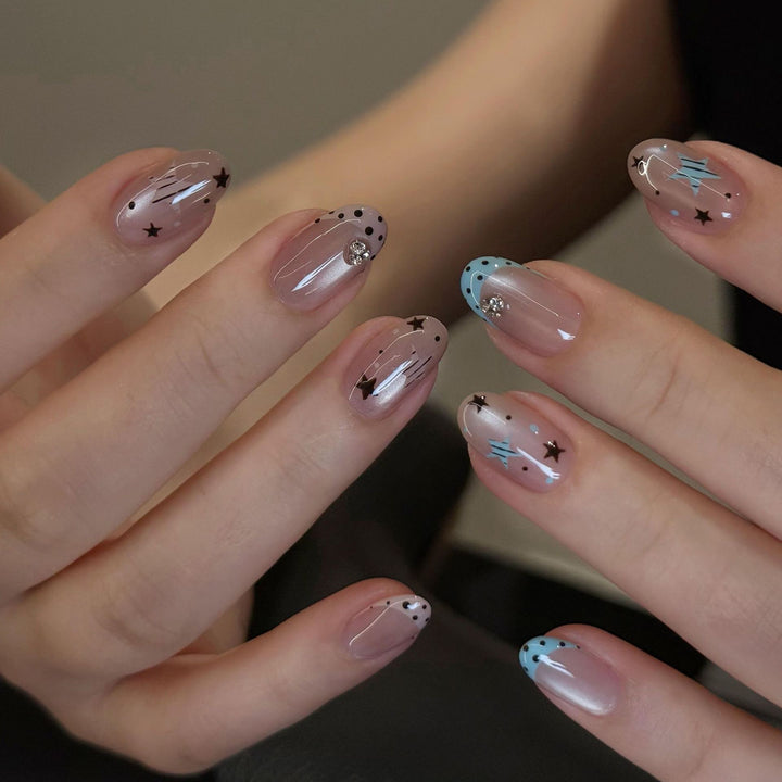 Artificial nails with Sparkling Star Theme Stornfield