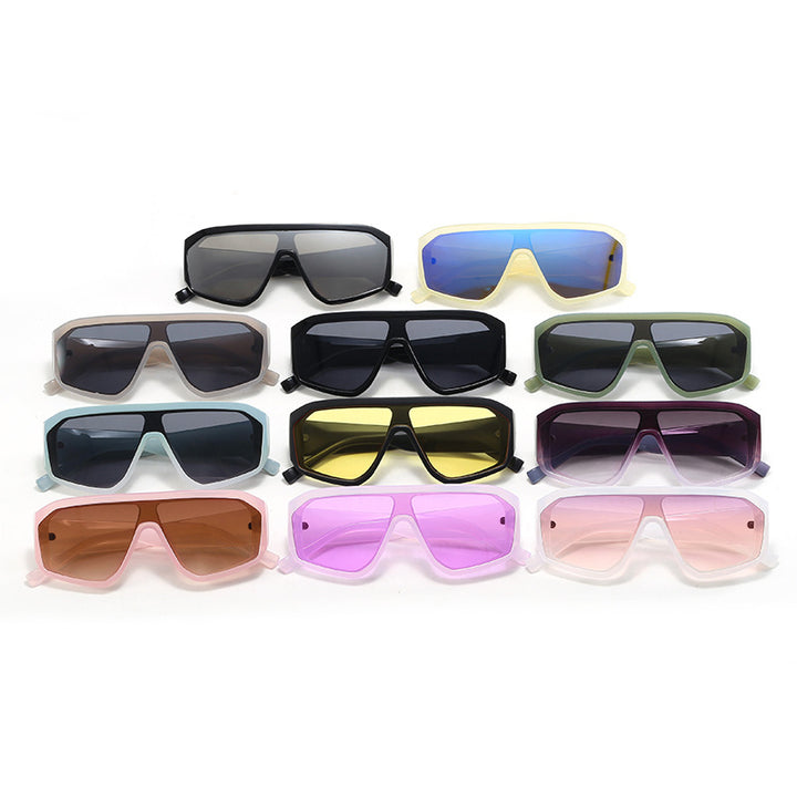 Women Fashionable Oversized Sunglasses in Futuristic Design Stornfield