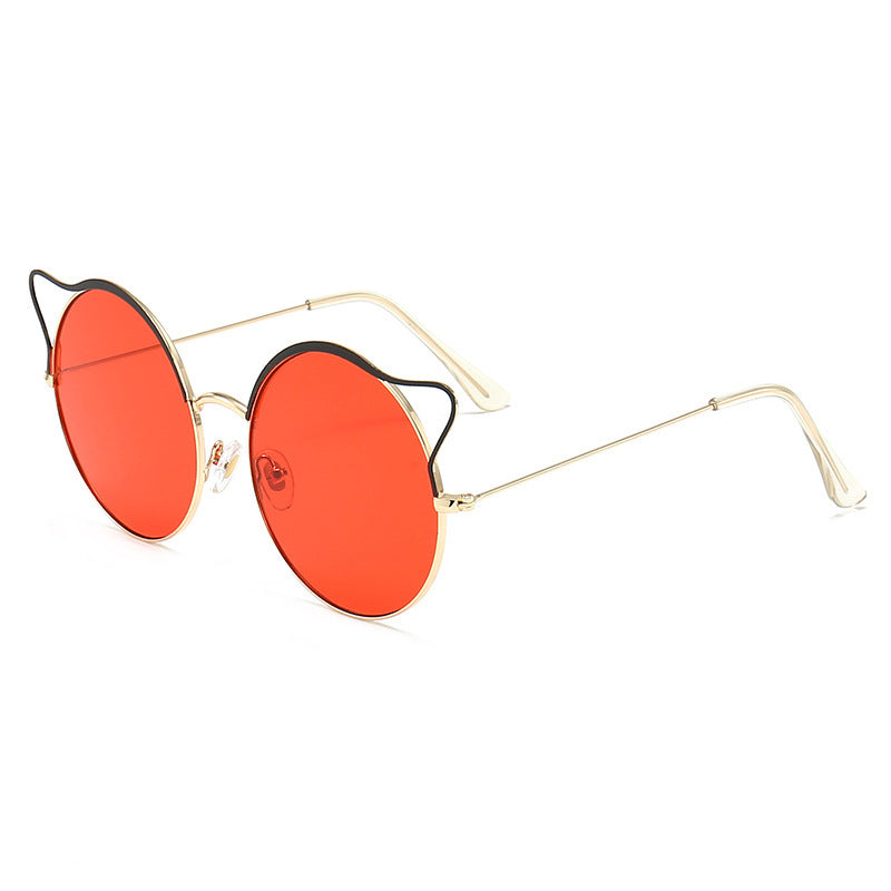 Fashionable Cat-Eye Sunglasses with Mirrored Lenses Stornfield