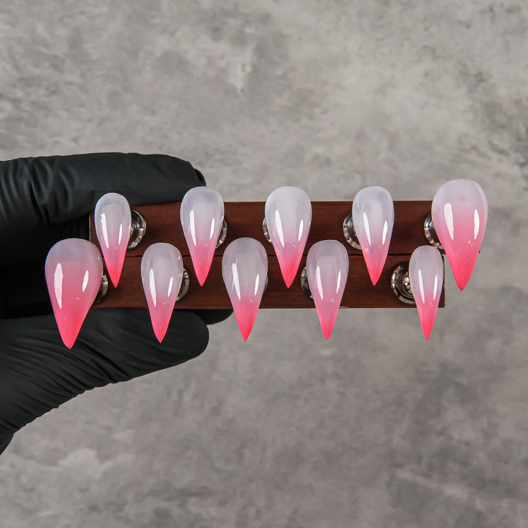 Stiletto Press-On Nail Set with Gradient Design