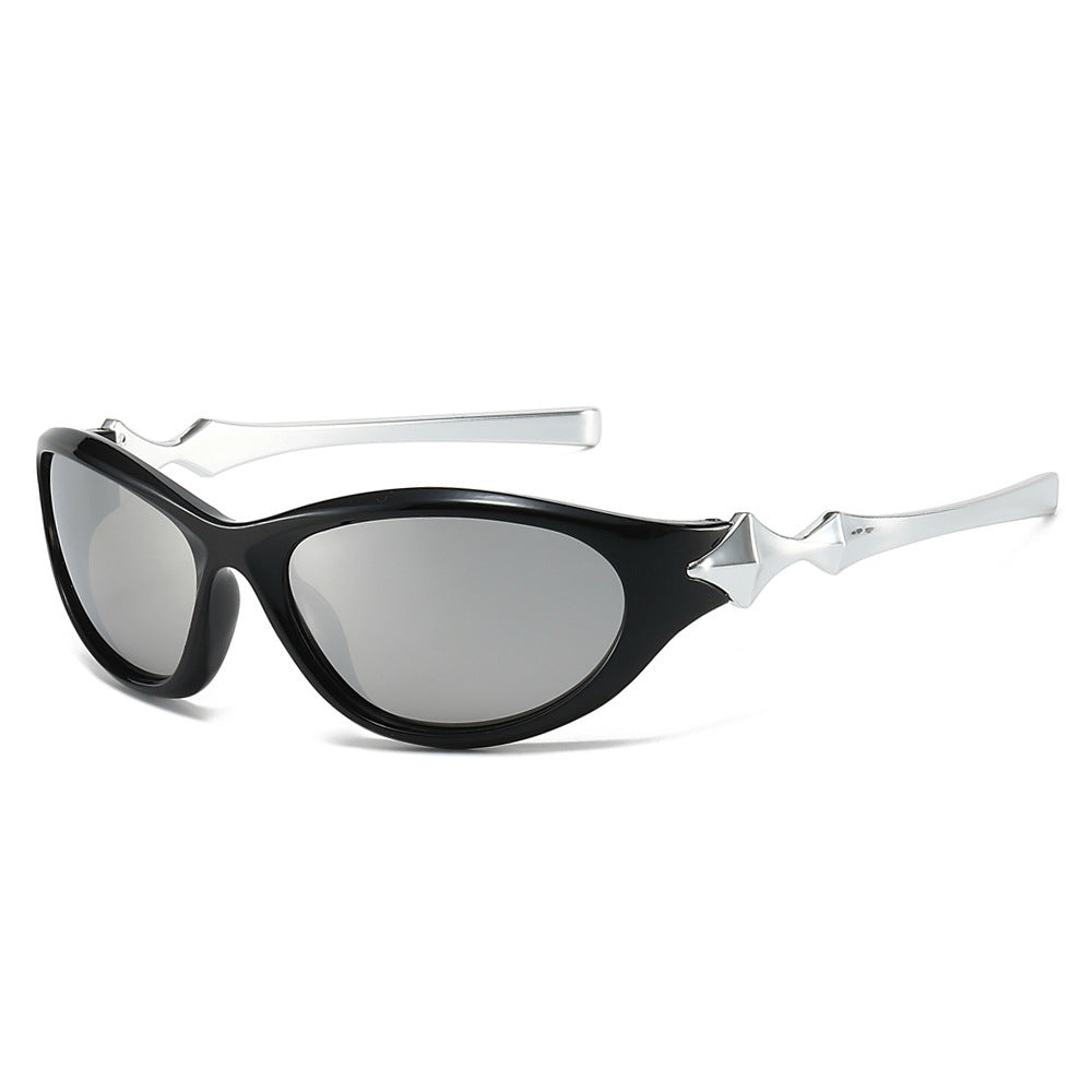 Fashion-Forward Vintage-Inspired Cat-Eye Sunglasses Stornfield