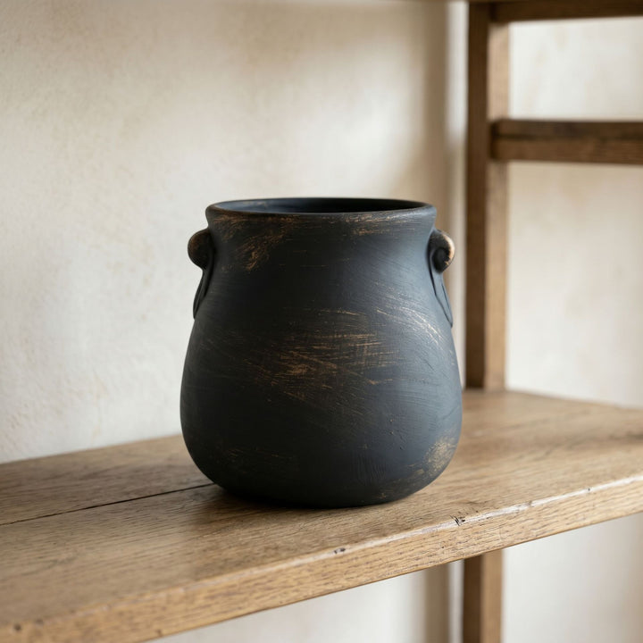 Handcrafted ceramic flower pot Stornfield