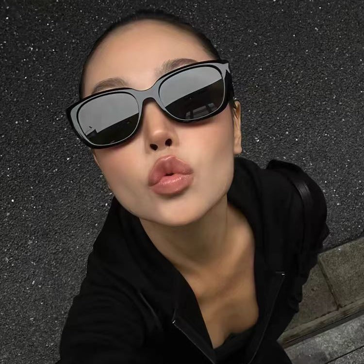 Women's sunglasses in a modern, stylish design Stornfield