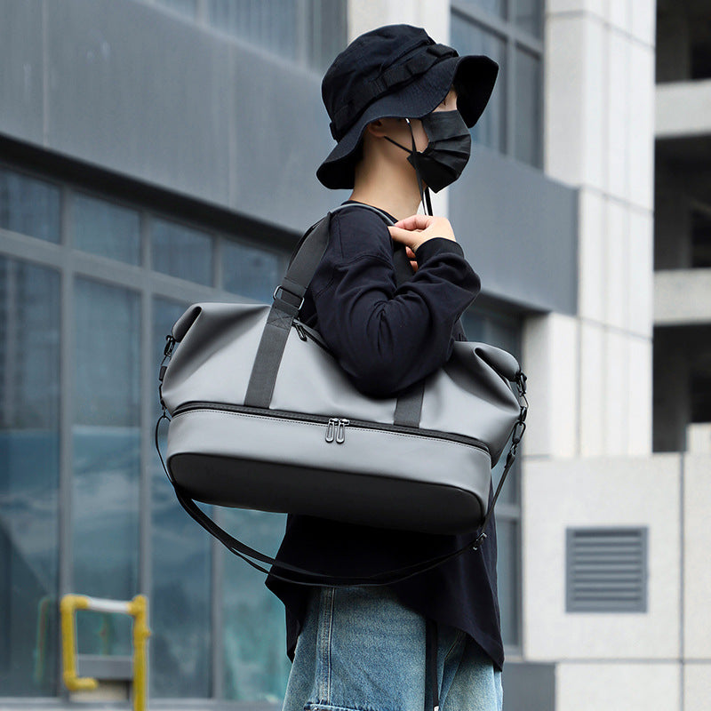 Sporty and Water-Repellent Duffel Bag with Adjustable Carrying System Stornfield