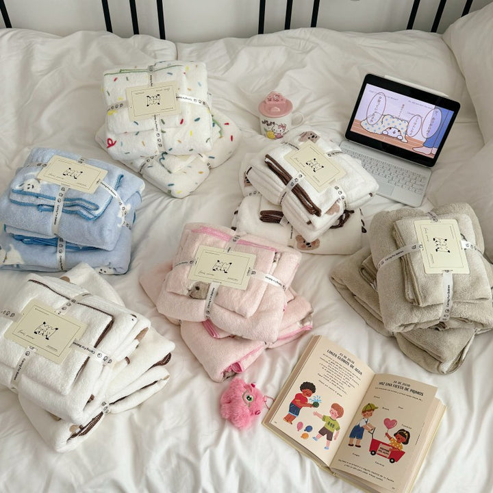 Plush Cotton Bath Towel Set with Cute Cloud Embroidery