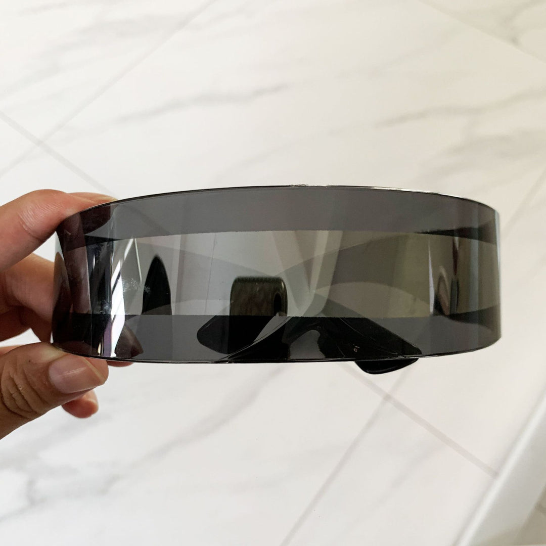 Women futuristic visor-like sunglasses Stornfield