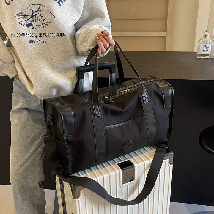 Sporty leisure duffel bag with durable material and adjustable shoulder strap Stornfield
