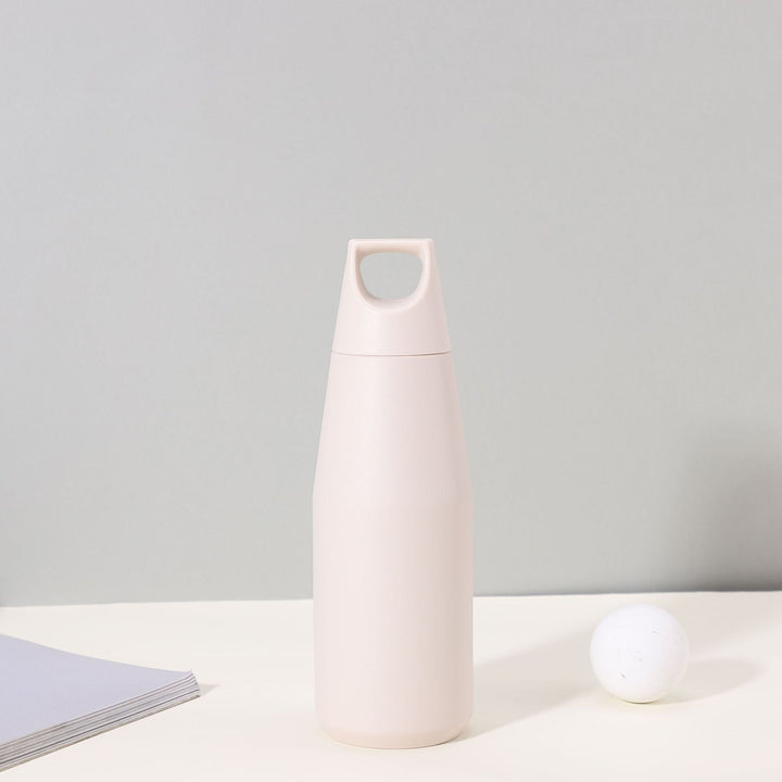Women's stylish insulated bottle with ergonomic carrying handle Stornfield