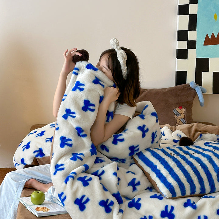 Plush Microfleece Reversible Duvet Cover Set with Pom-Pom Corners and Bow Print