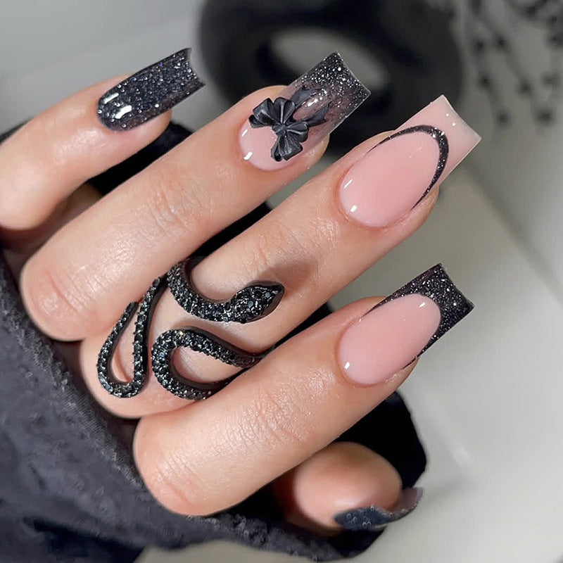 Creative Nail Art Set with Glamorous Accents Stornfield