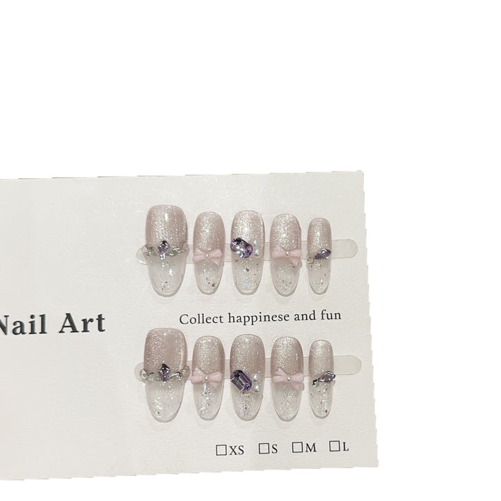 Decorative Press-On Nail Art Set with Elegant Accents