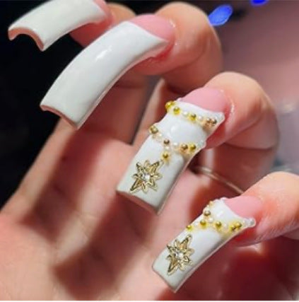 Trendy Artificial Nails Stornfield
