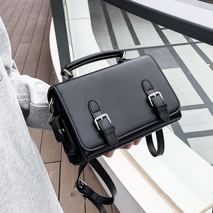 Elegant Handbag with Textured Design Stornfield