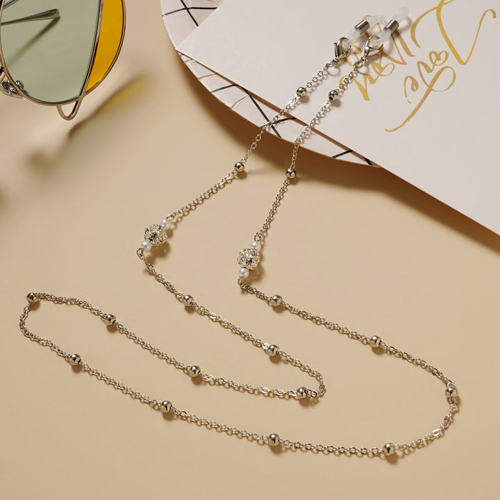 Elegant Pearl Eyewear Chain Stornfield