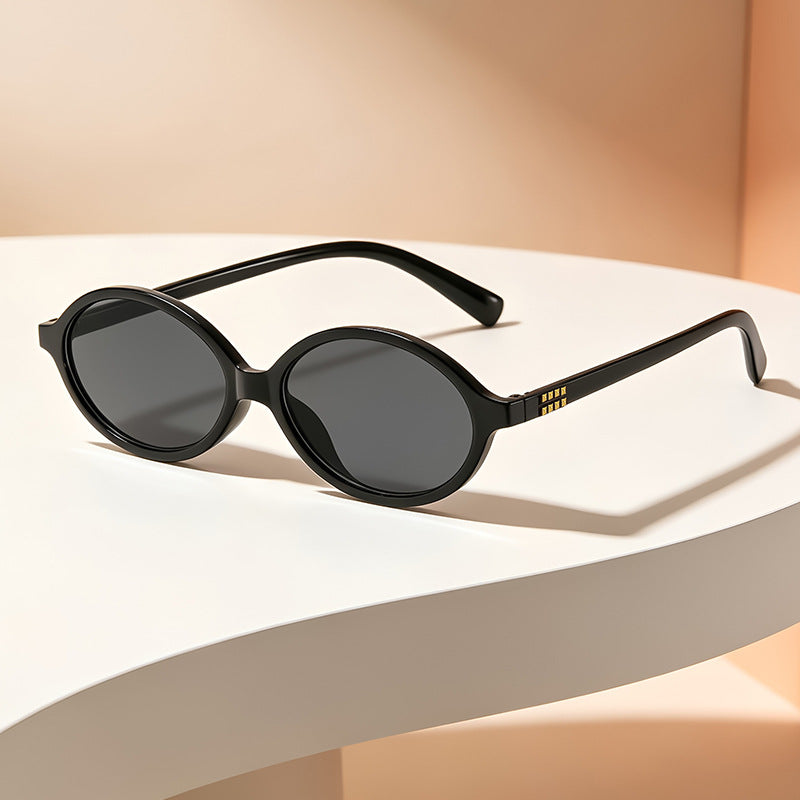 Vintage Oval Frame Sunglasses Stornfield