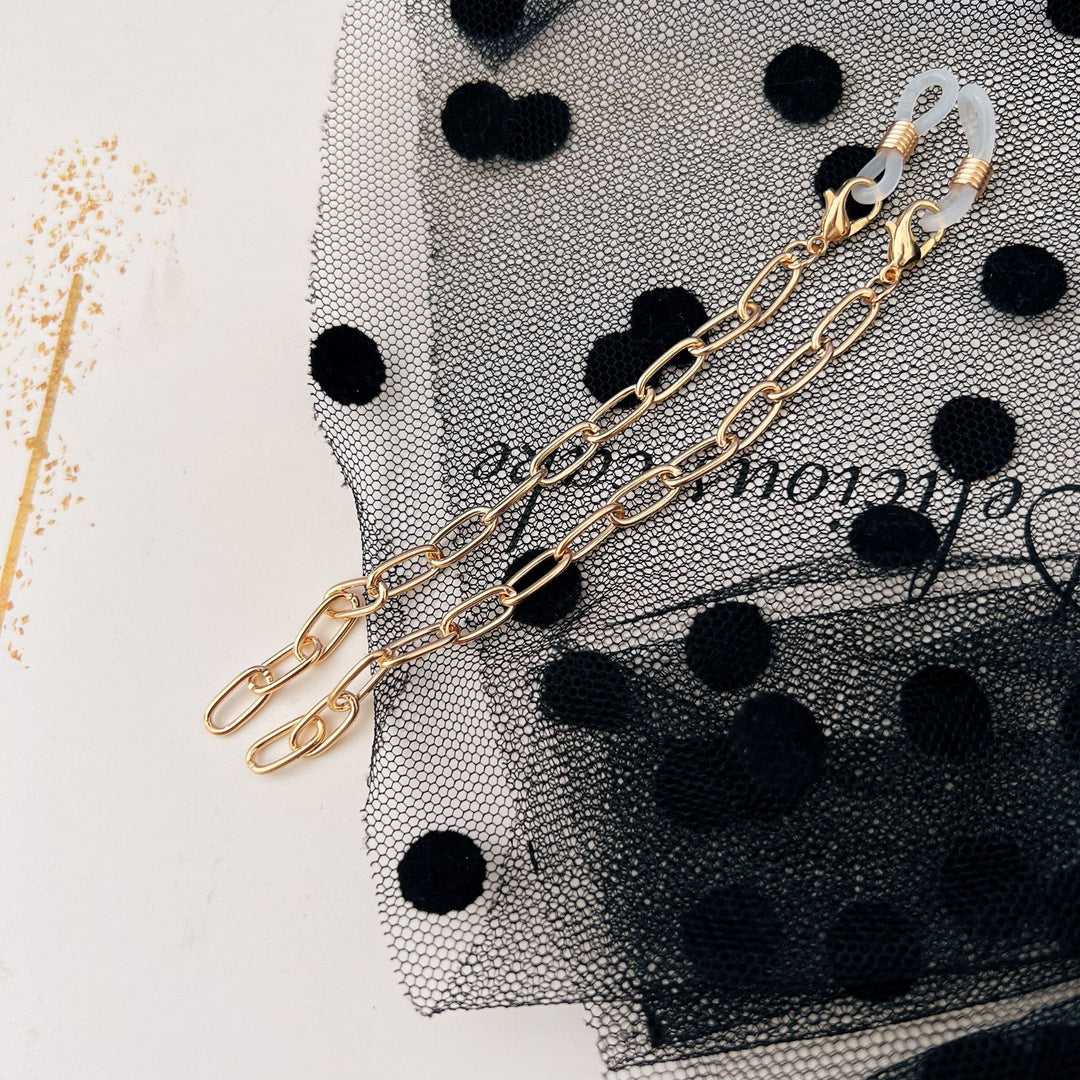 Stylish Long-Link Eyewear Chain Stornfield