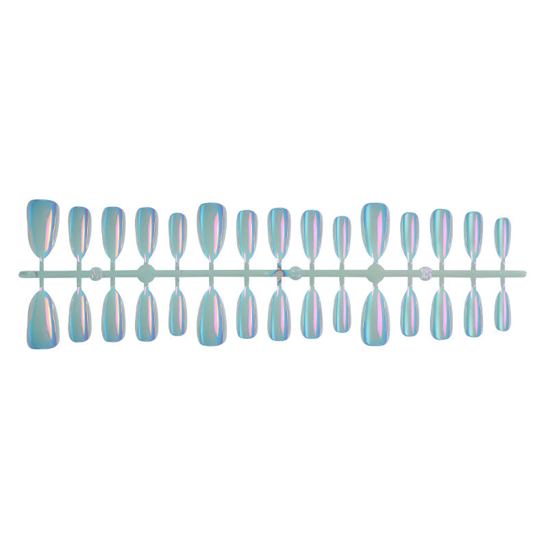 Elegant Press-On Nail Art Set with Iridescent Finish Stornfield
