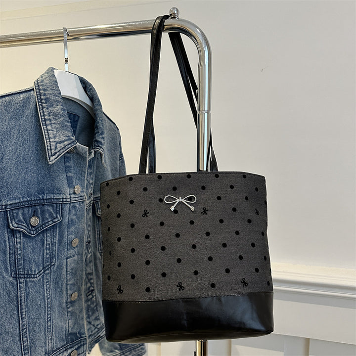 Heart-Embellished Canvas Tote Bag Stornfield