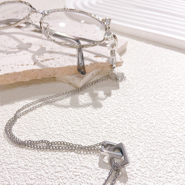 Fashionable chain glasses holder Stornfield