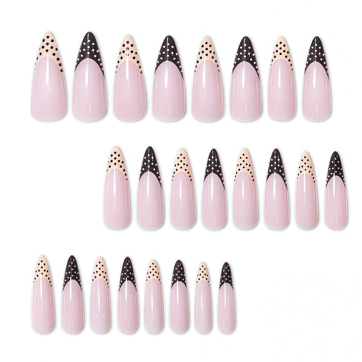 Elegant Fashionable Nail Art Stornfield
