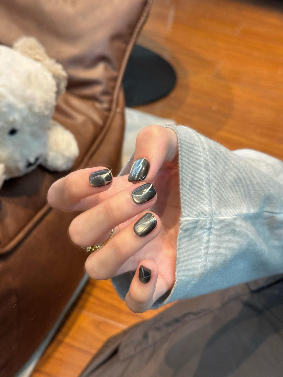 Acrylic Nail Set with Modern Geometric Design Stornfield