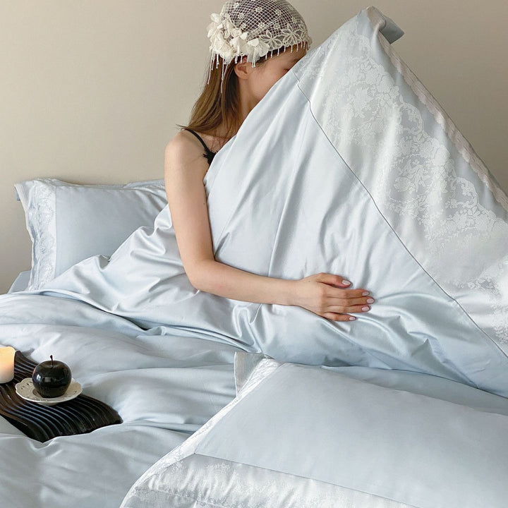 Luxury Cotton-Sateen Jacquard Border Duvet Cover Set with Hidden-Zip Closure