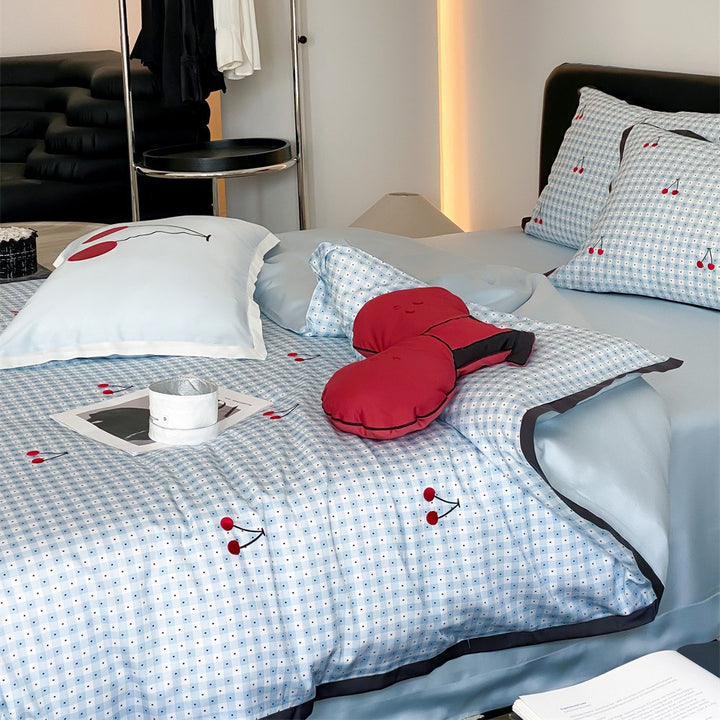 Bedding set made of cotton satin with mini check, embroidered cherries and piped edge