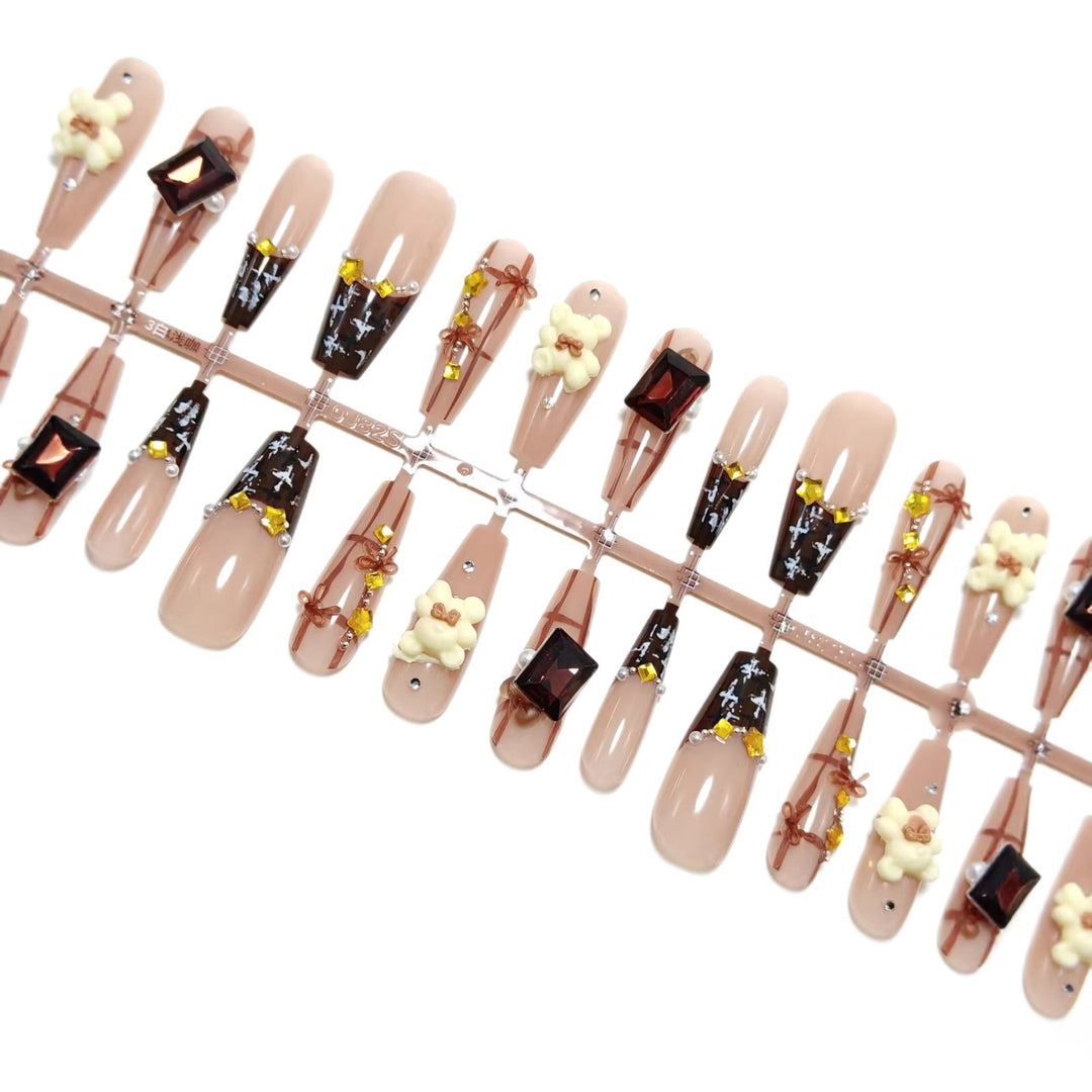 Artificial nails with living bear and gemstone accent Stornfield