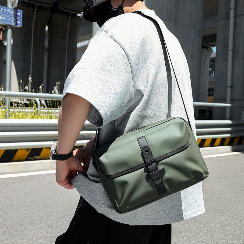 Modern Waterproof Messenger Bag Stornfield