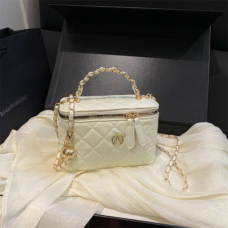 Quilted Mini Crossbody Handbag  1791971448