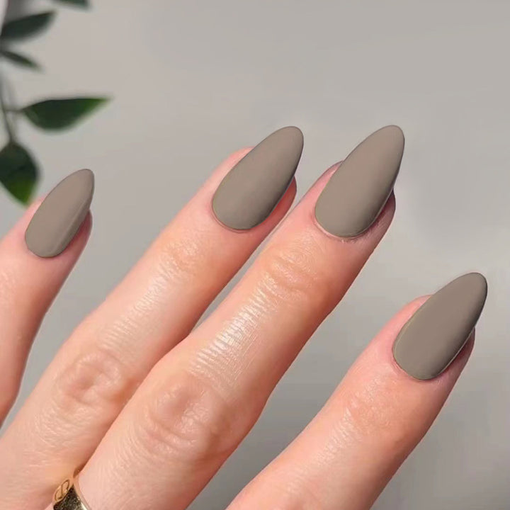 Artful stiletto nails in matte design Stornfield