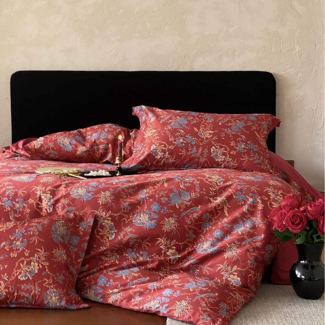 Premium cotton satin bedding set with floral jacquard pattern and reversible pillowcases