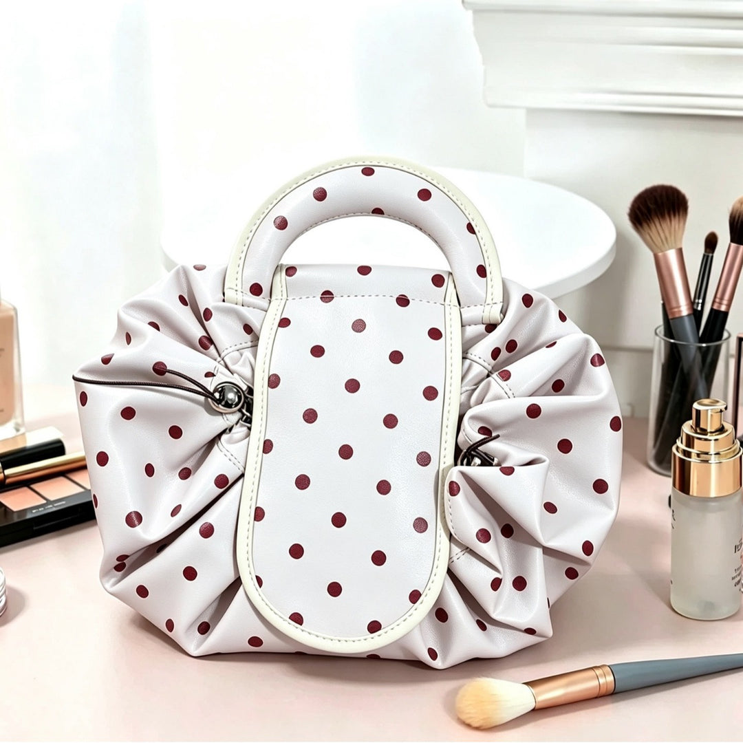 Fashionable Dotted Handbag Stornfield