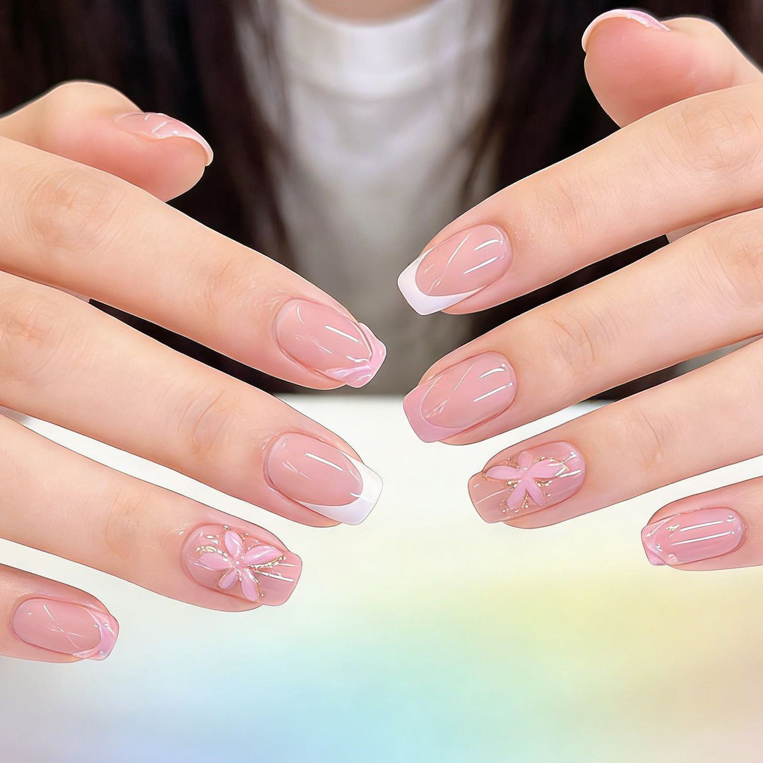 Elegant Floral Design Press-On Nail Set Stornfield