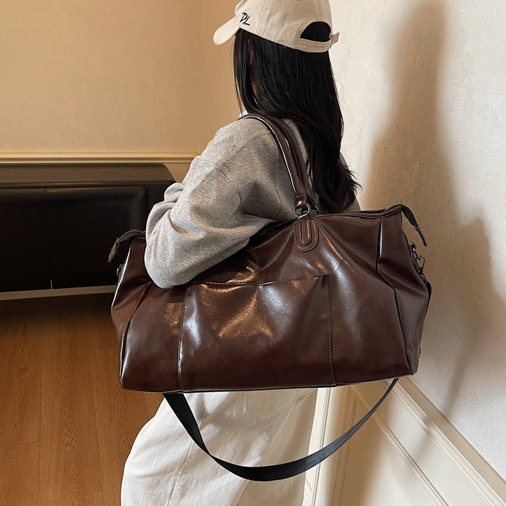 Practical everyday duffel bag with sturdy handles Stornfield