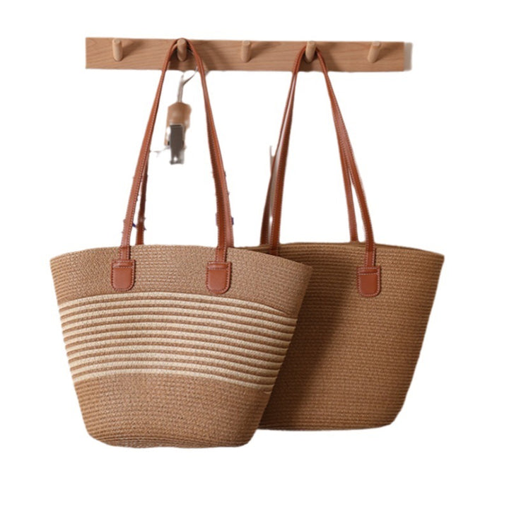 Elegant Bast Shoulder Bag with Striped Design Stornfield