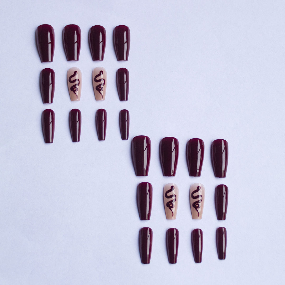 Artistic Glossy Nail Art Set