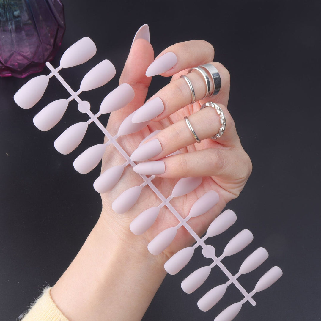 Stiletto Press-On Nail Set Stornfield