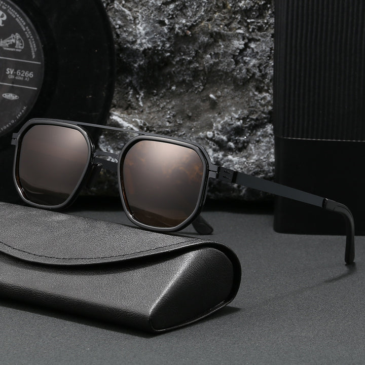 Ladies fashionable sunglasses in modern stylish design Stornfield
