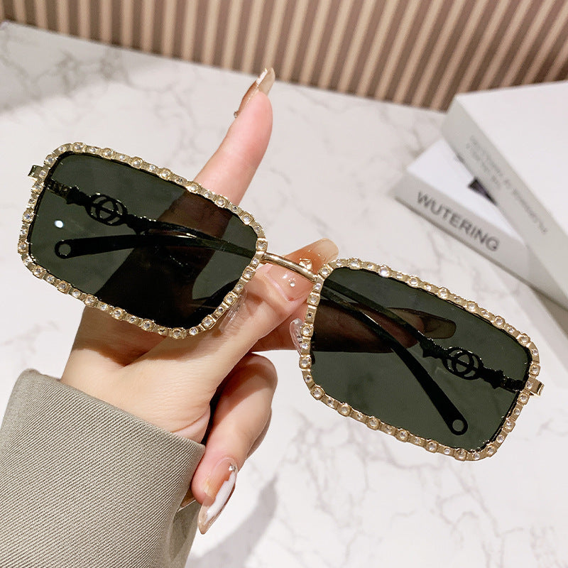 Women's elegant square sunglasses with luxurious rhinestone frame Stornfield