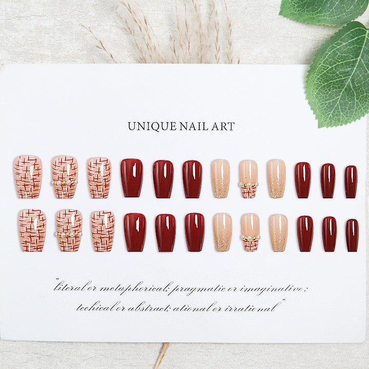 Artificial nail set with glamorous glitter and textural accents Stornfield