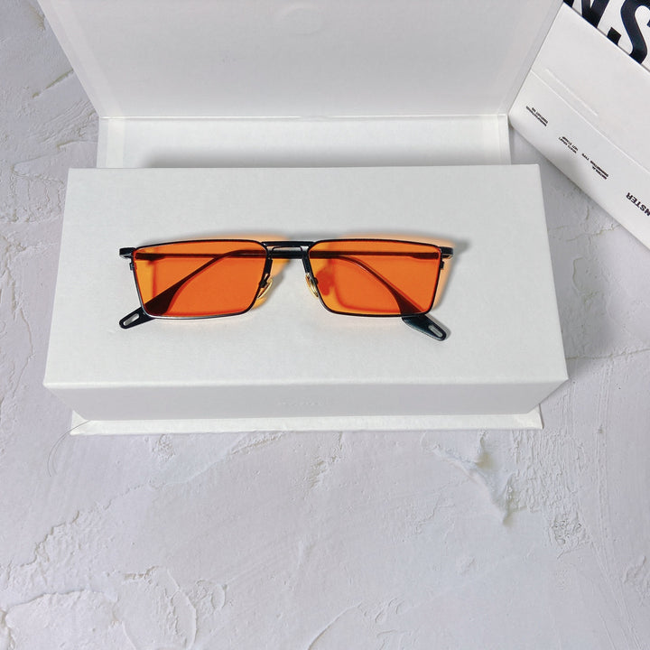 Fashionable sunglasses with rectangular metal frame Stornfield