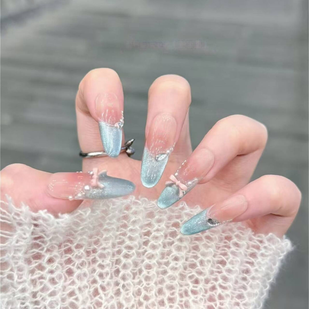 Artistic Ocean-Inspired Press-On Nail Design Stornfield