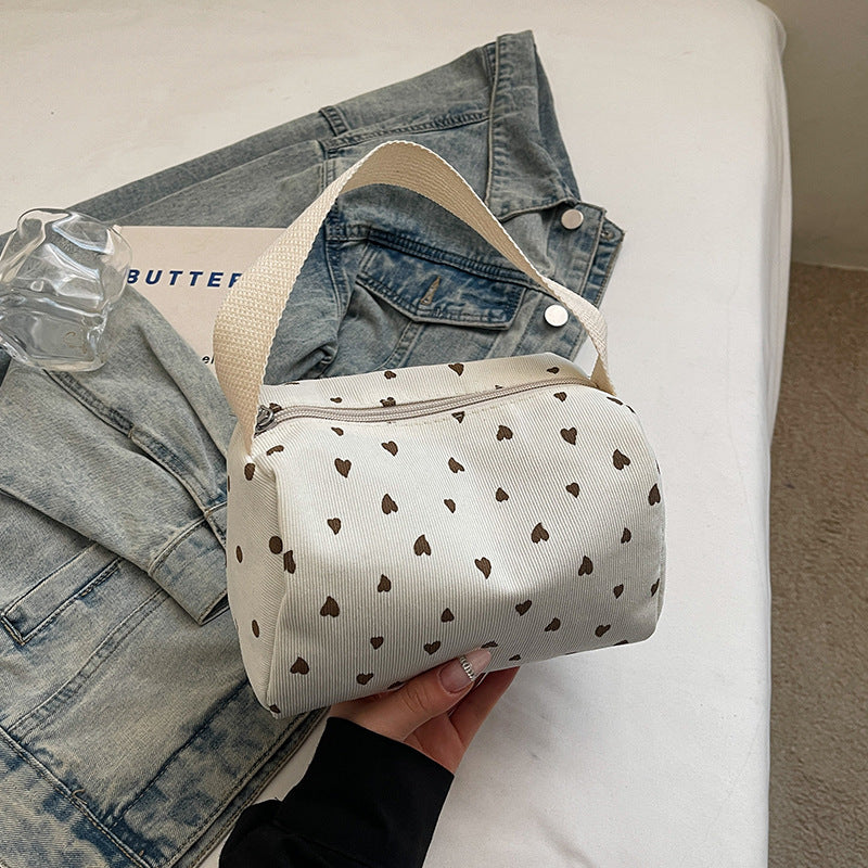 Cute Heart Pattern Handheld Bag