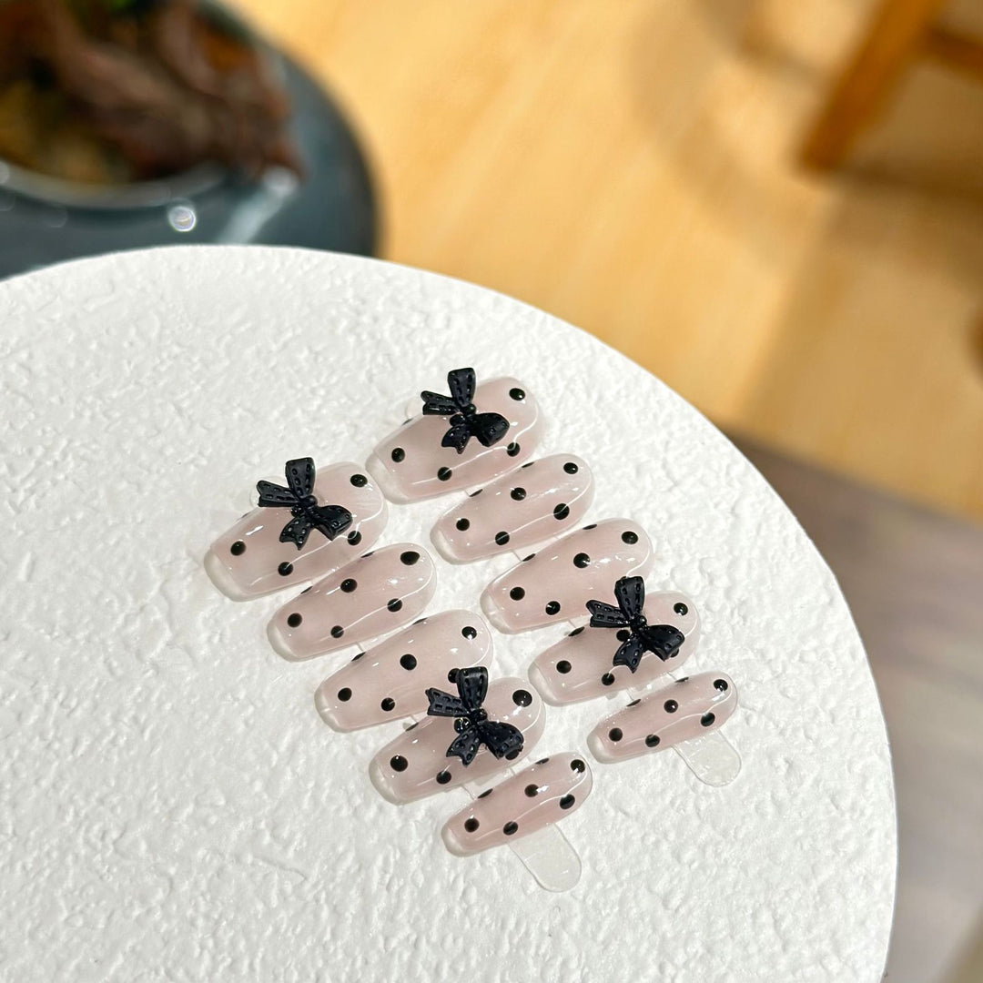 Decorative Press-On Nail Set with Bow Accents