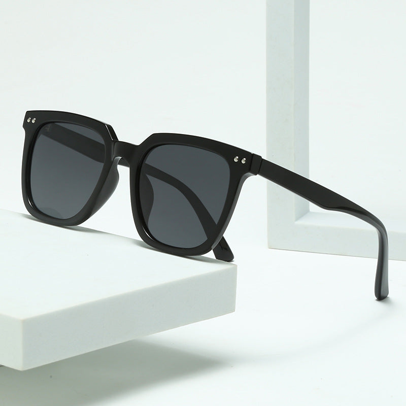 Ladies fashionable sunglasses Stornfield