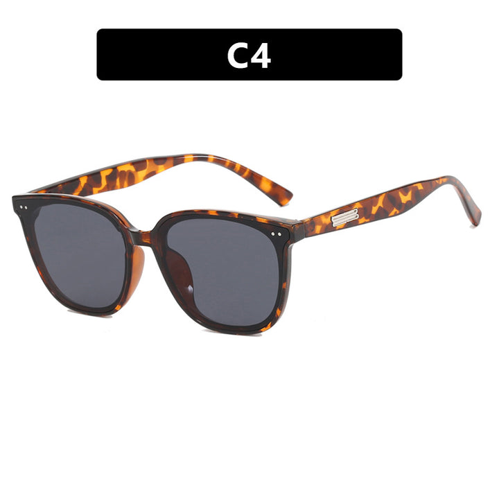Women's oversized sunglasses in elegant tortoiseshell pattern Stornfield
