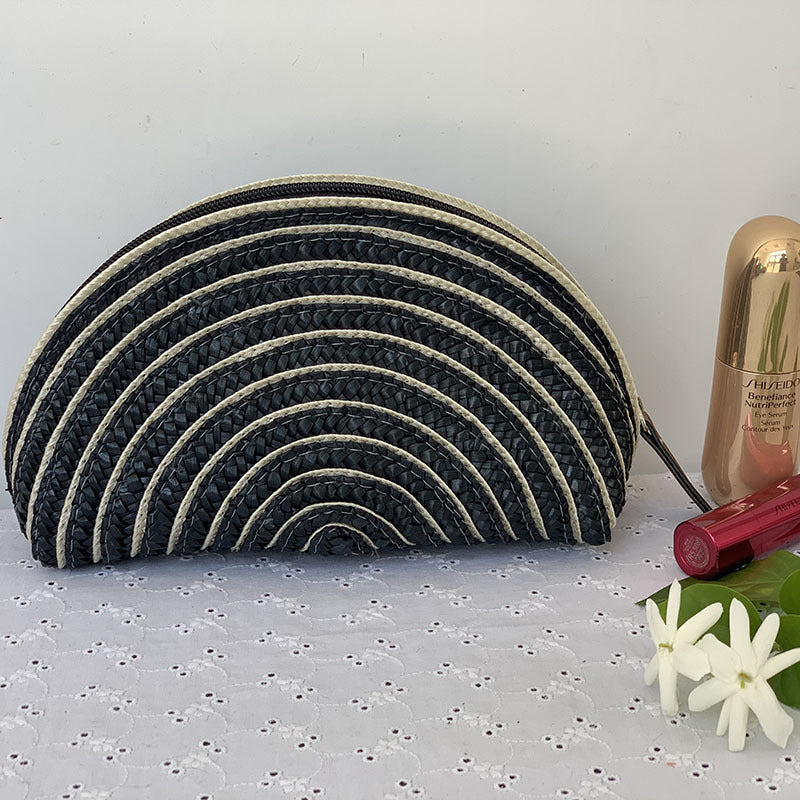 Cosmetic bag in elegant half-moon design Stornfield