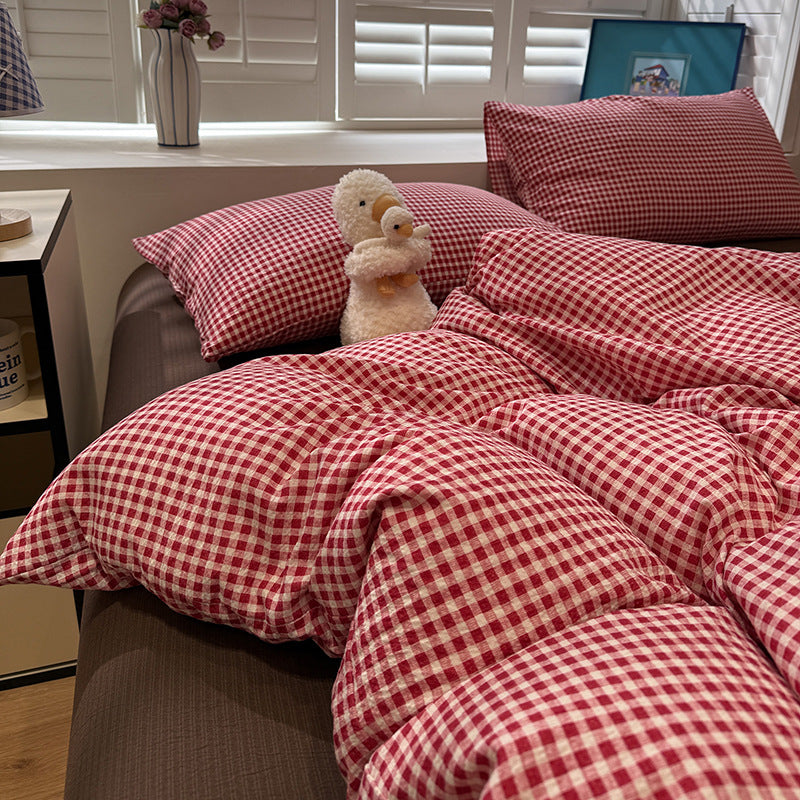 Cozy Plaid Bedding Set